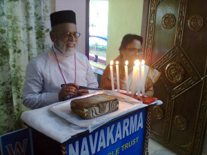 Very Rev. K. Mathai Cor-Episcopa celebrating his birthday with Navakarma